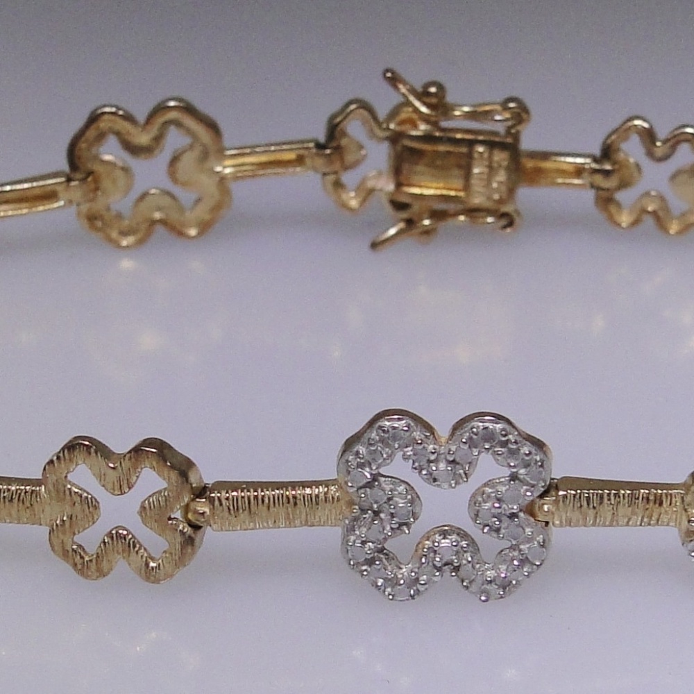 Gold Clover Link Bracelet with White Pavé Accent